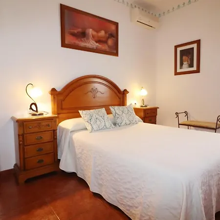 Alabarce Villa