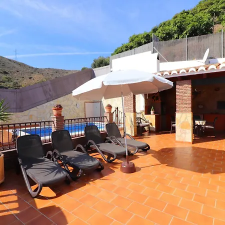Alabarce Villa *